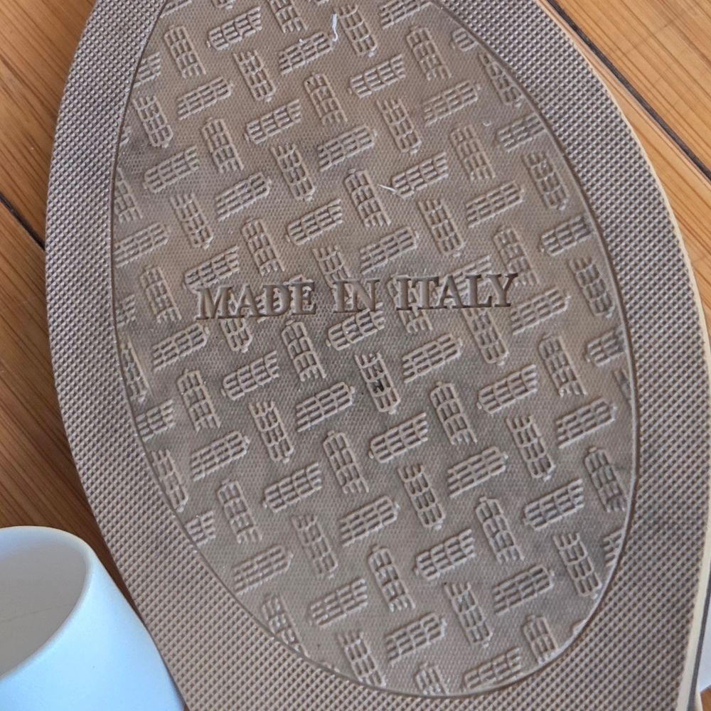 Toscanella Italian Made Flat Sandals White size 10 - Picture 15 of 16